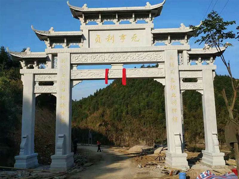 三門五樓石牌坊